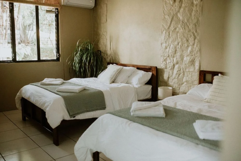 El Castillo bungalow room, photo 1